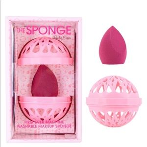 Machine washable makeup sponge by makeup eraser